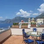 Torretta And Pool And Lift Praiano