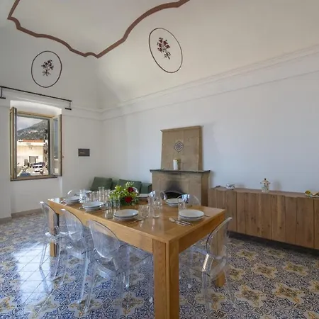 Torretta And Pool And Lift Villa *