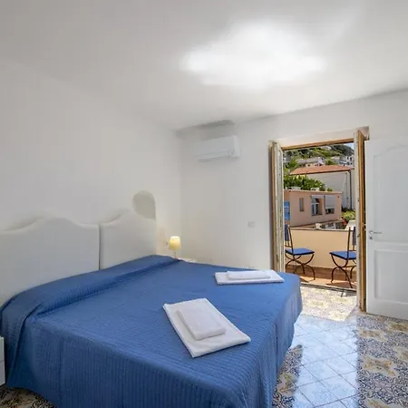 Torretta And Pool And Lift Villa