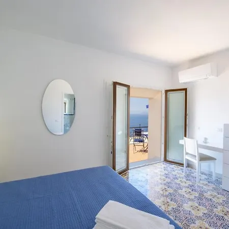 Torretta And Pool And Lift *