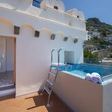 Torretta And Pool And Lift * Praiano